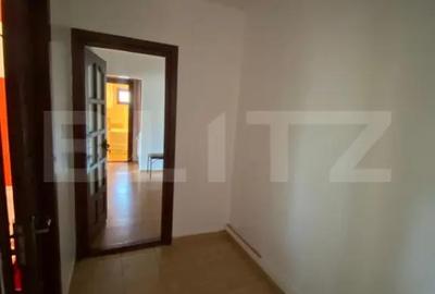 Apartament cu 3 camere decomandat în Obcini - 2