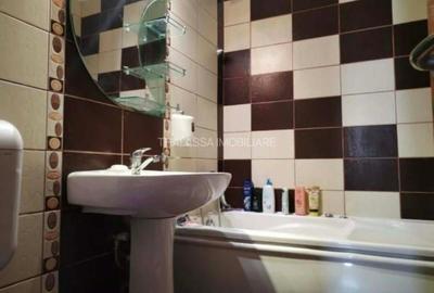 Apartament cu 3 camere, mobilat în Titulescu - 10