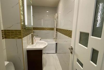 Apartament cu 3 camere decomandat în Mioriței - 17