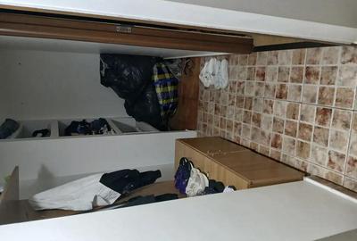 Anchiriez una camera cu baie cu bucatarie mobilatapentu 2 persoane colegi clege sou sot sotie pretul - 5