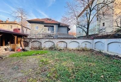 Floreasca / Casa Individuală cu 4 Apartamente - Birouri / Parcare +Curte / 2021 - 6