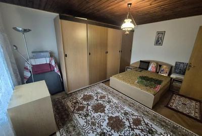 Casă cu 7 camere cu Garaj în Dârvari - 3