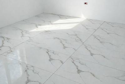 Casă cu 4 camere în Central - 2