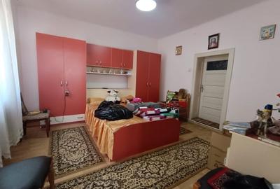 Casă individuală cu 4 camere cu Teren 744 Mp în Micești - 2