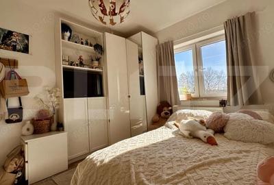 Apartament cu 3 camere decomandat în Central