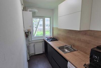 Apartament cu 2 camere semidecomandat, mobilat în Cetății