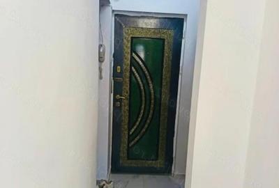 Garsoniera decomandata Gorjului-centrala proprie- bloc 1981 - 4