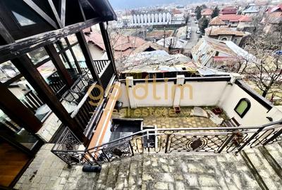 VILA IMPOZANTA P+3 /TEREN 800MP/ VEDERE PANORAMICA ASUPRA ORASULUI/ULTRACENTRAL - 51