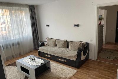 Apartament cu 3 camere semidecomandat în Central - 10