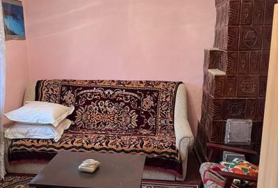 Casă cu 4 camere în Piatra - 1