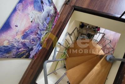 Duplex cu 5 camere cu Canalizare în Sud - 31