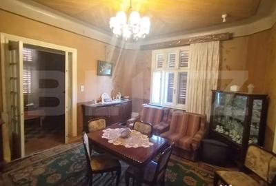 Casă cu 4 camere cu Teren 740 Mp în Cetate - 10
