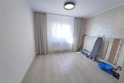 Apartament cu 3 camere decomandat în 9 Mai - 7