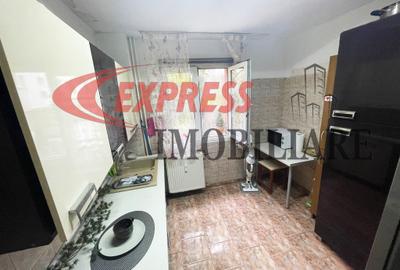 Apartament cu 4 camere decomandat, mobilat în Titan - 2