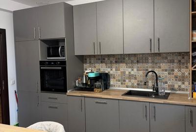 Casă cu 4 camere în Central - 2