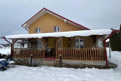 Casă cu Teren 1300 Mp în Central - 20