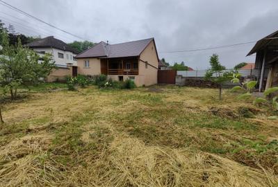 Casa renovata si utilata in Augustin, 1100mp teren, la 45km de Brasov - 2