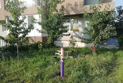 Apartament cu 3 camere decomandat în Sisești - 2