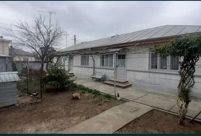 Casă cu 4 camere în Central - 6