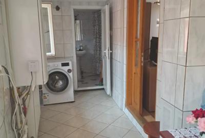 Casă cu 4 camere în Bariera Vâlcii - 9