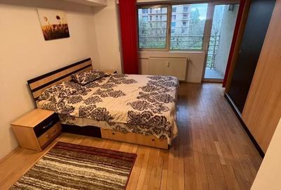 Apartament cu 3 camere semidecomandat în Unirii - 2