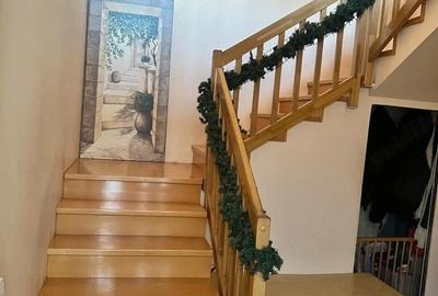 Casă cu 3 camere cu Teren 365 Mp în Vulcan - 1