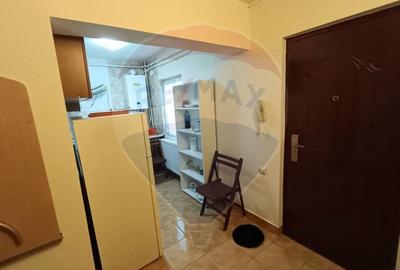 Garsonieră decomandată, mobilată în Micălaca - 9