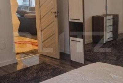Apartament 3 camere, 105 mp, lux, terasa si piscina, loc gratar, zona 1 Mai - 14