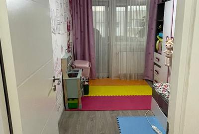 Bloc nou- 3 camere decomandate, mobilat, utilat - 3