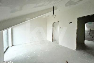Casă cu 5 camere cu Teren 914 Mp în Central