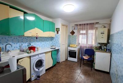 Apartament 4 camere, 123 mp   Ultracentral, zona Teatru Tribunalul Nou, Focșani - 8