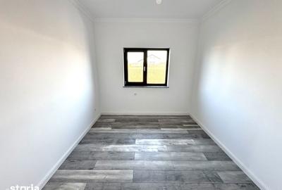 Casă cu 4 camere cu Teren 420 Mp în Holboca - 5