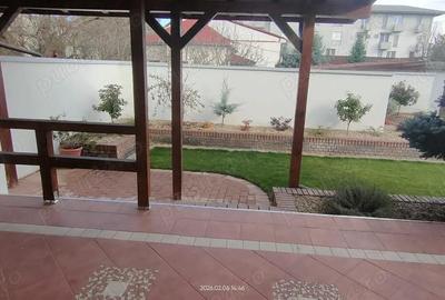 Casă în Central - 11