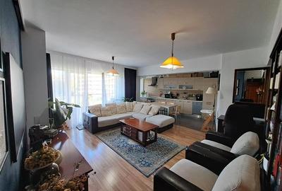 Apartament cu 2 camere semidecomandat, mobilat în Plopilor