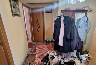 Apartament cu 3 camere în Traian