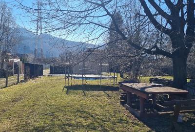 Teren de 4300 mp, în Exterior Vest - 1