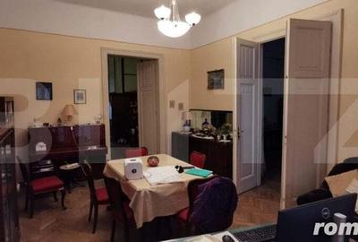 Apartament cu 5 camere semidecomandat în P-ța Victoriei - 11