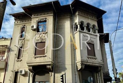 Apartament in vila | Ultracentral | 2 intrări | Garaj 30 mp | Renovat - 2