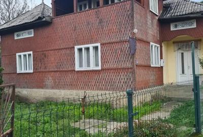 Casă cu 4 camere în Moisei - 3