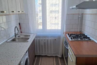 Apartament cu 2 camere semidecomandat în George Enescu