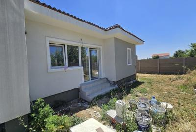 Duplex pe parter Mosnita Noua - 4