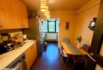 Apartament cu 3 camere decomandat, mobilat în 1 Mai - 2