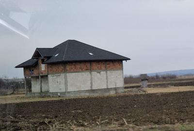 Casă cu 4 camere în Șinca - 2