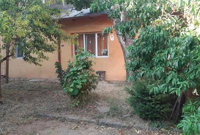 Vanzare Casa in zona Garii, caramida, deschiderea 14.ml. suprafata totala este de 275.mp. Vanzare Casa in zona Garii, caramida, deschiderea 14.ml. suprafata totala este de 275.mp. - 16
