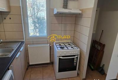 Apartament cu 2 camere semidecomandat, mobilat în Central - 2