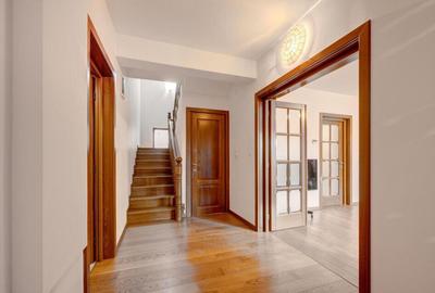 Casă cu 7 camere cu Teren 515 Mp în Tunari - 12