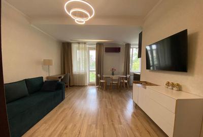 Garsonieră decomandată în Central - 1