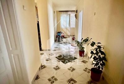 Casă individuală cu 7 camere cu Canalizare în Central - 15