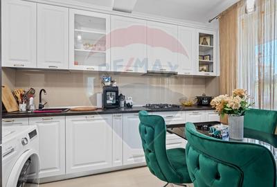 Casă cu 4 camere cu Teren 225 Mp în Central - 3