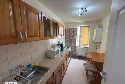 Apartament cu 4 camere decomandat în Periferie - 5